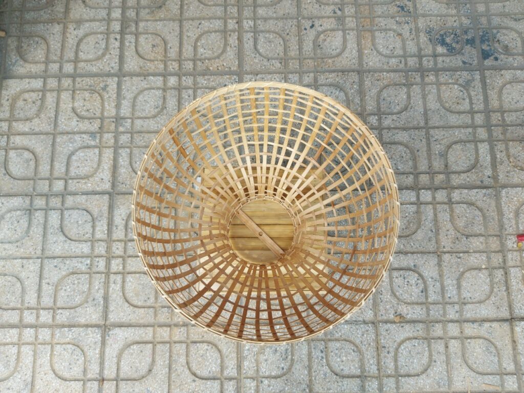 Đèn Nơm Chao Rổ - TRE LÁ NGỌC BÁCH